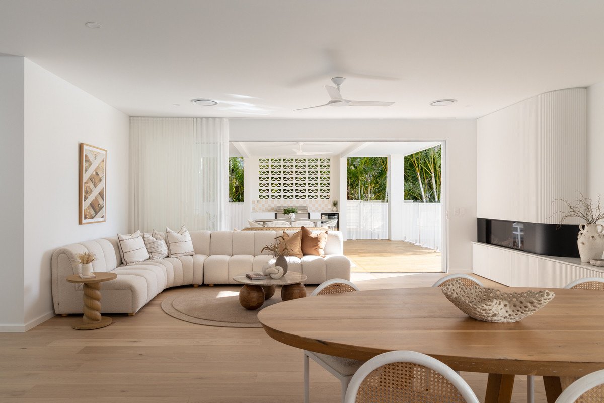 130 Christine Avenue Burleigh Waters 6