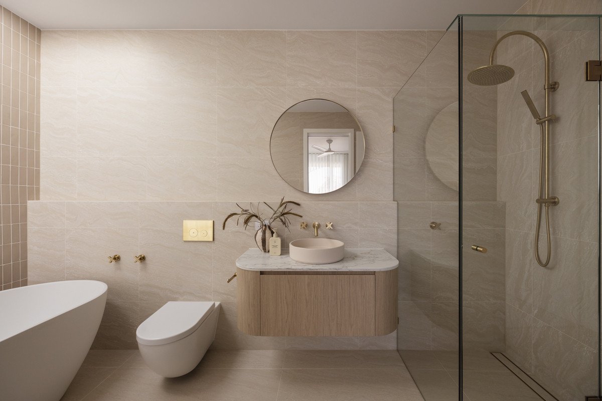 130 Christine Avenue Burleigh Waters 13