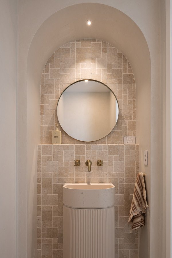 130 Christine Avenue Burleigh Waters 24