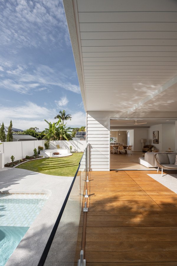 130 Christine Avenue Burleigh Waters 25