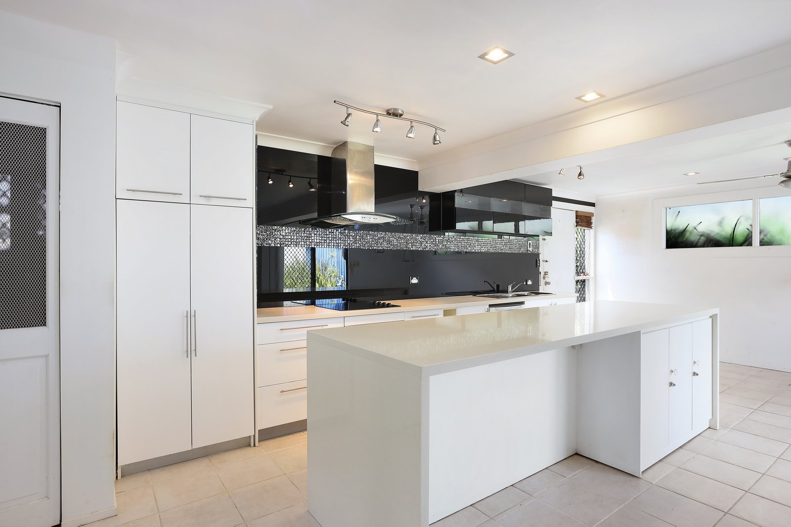 1/30 Corunna Crescent ASHMORE 4
