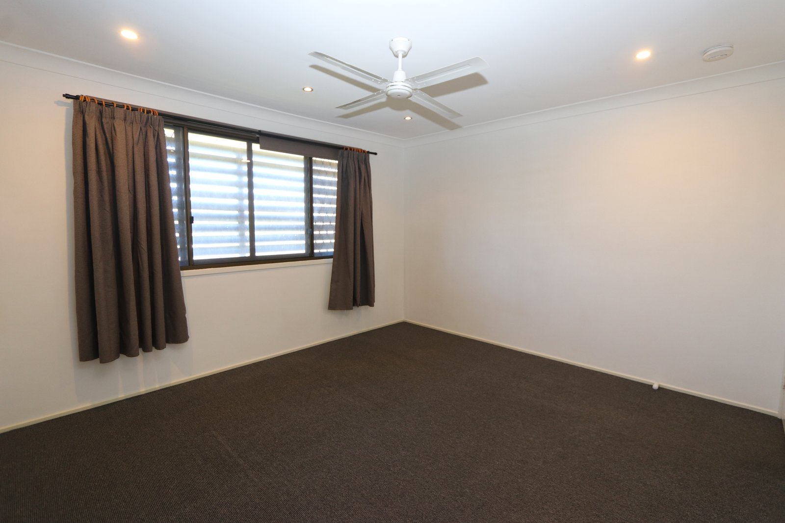 130 Currumburra Road ASHMORE 7
