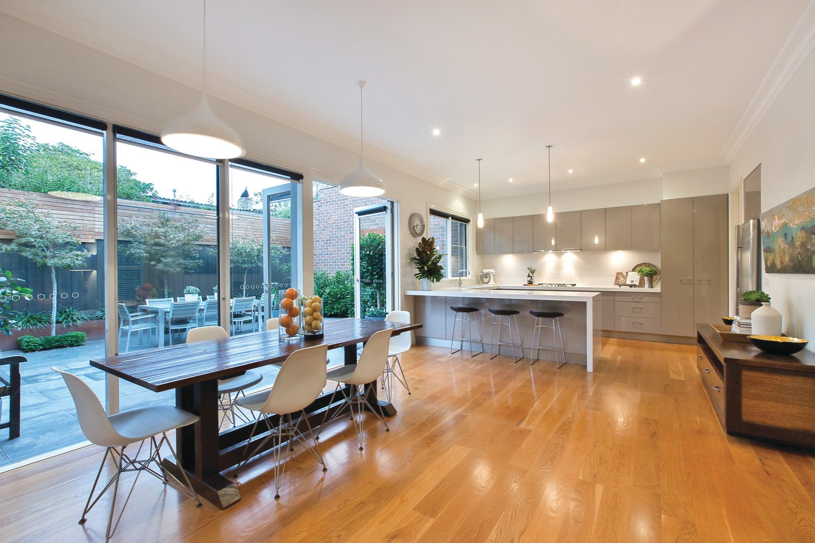 1/30 Faversham Road, Canterbury, VIC