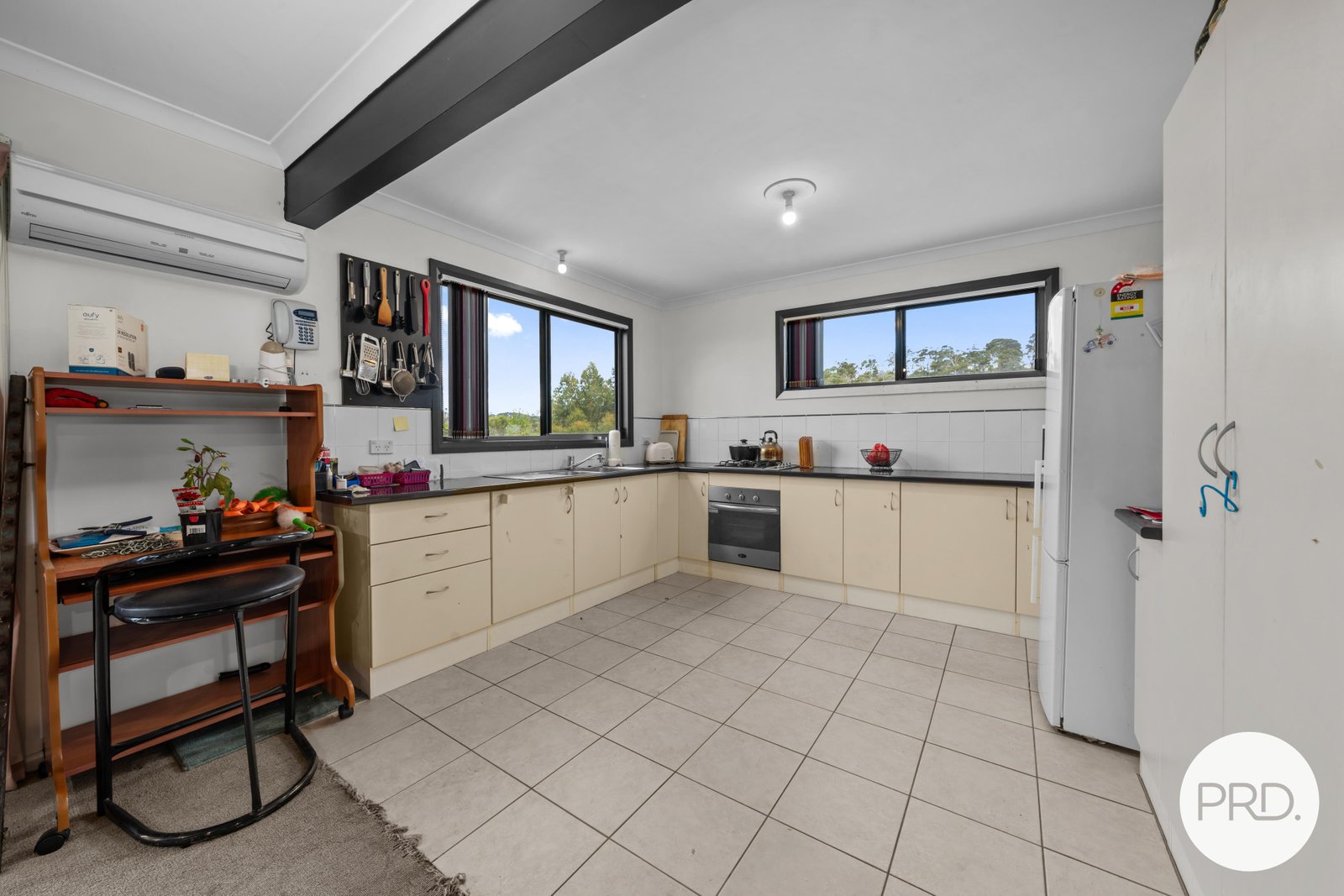 130 Haney Road LACHLAN 8