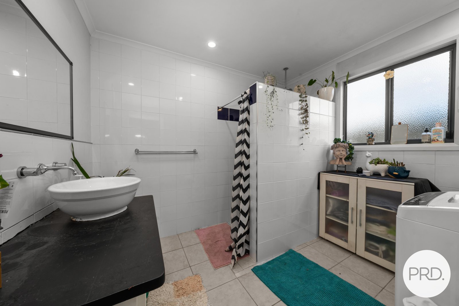 130 Haney Road LACHLAN 9