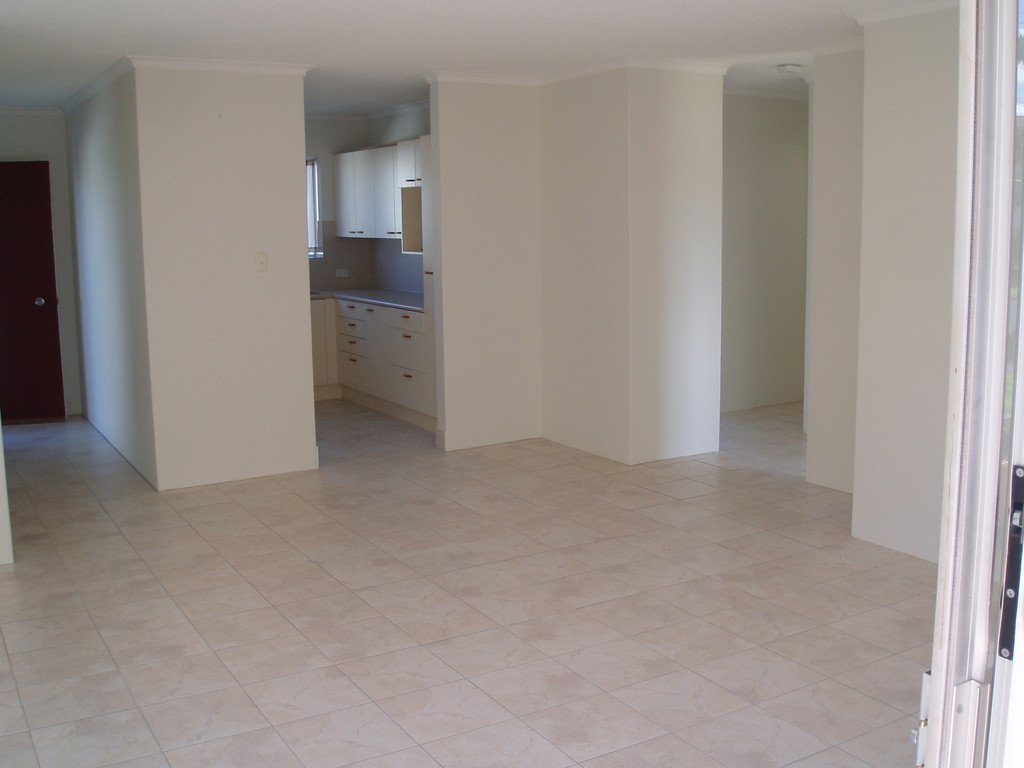 1/30 Leiper Street STAFFORD 2