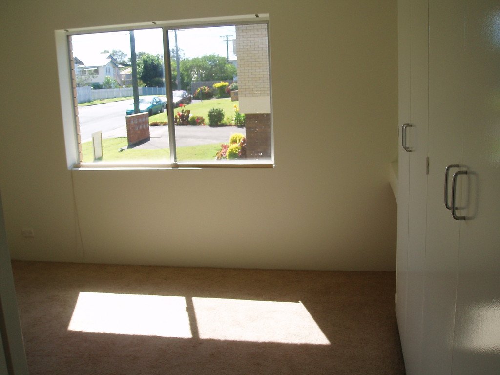 1/30 Leiper Street STAFFORD 6