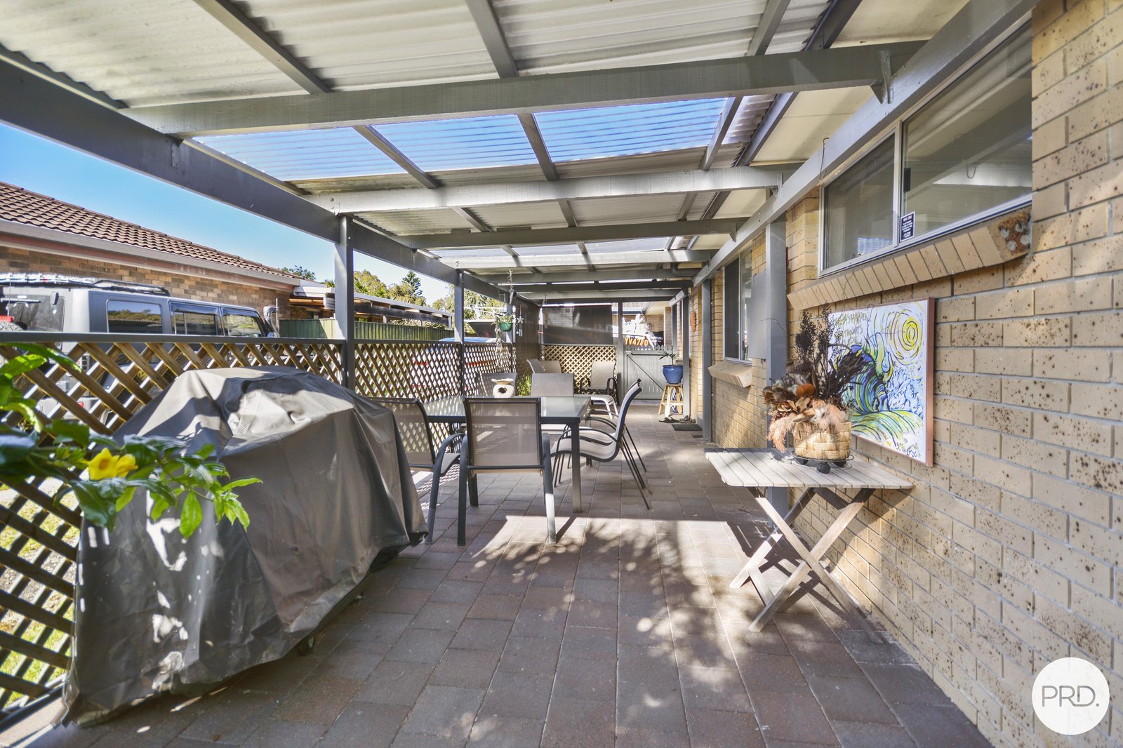 1/30 Poinciana Avenue BOGANGAR 6