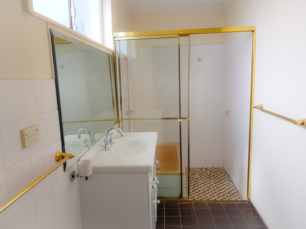 130 St Georges Pde  ALLAWAH 6