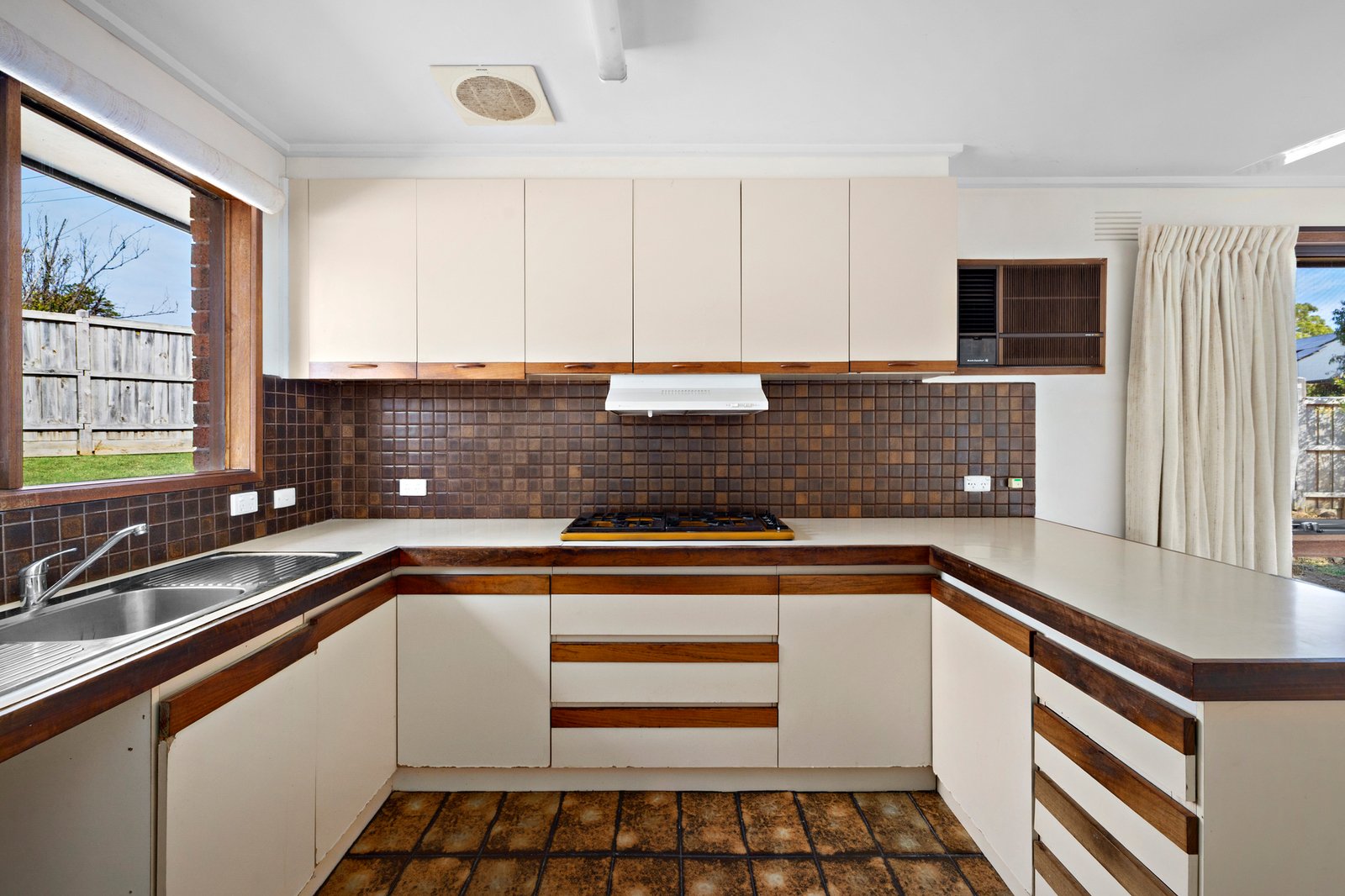 1/30 Volitans Avenue, Mount Eliza, 3930