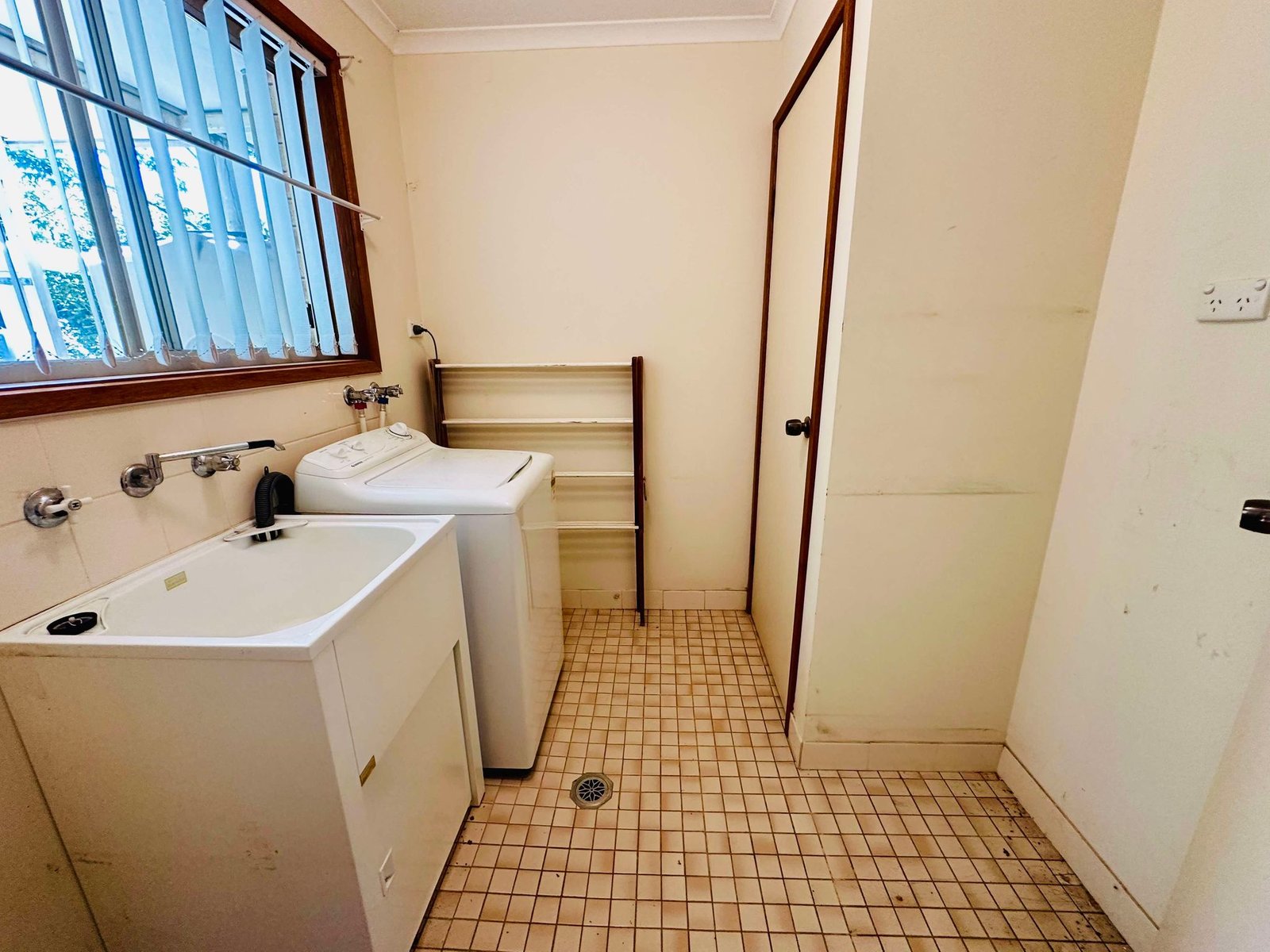 1/30 Winton Street TUMBARUMBA 8