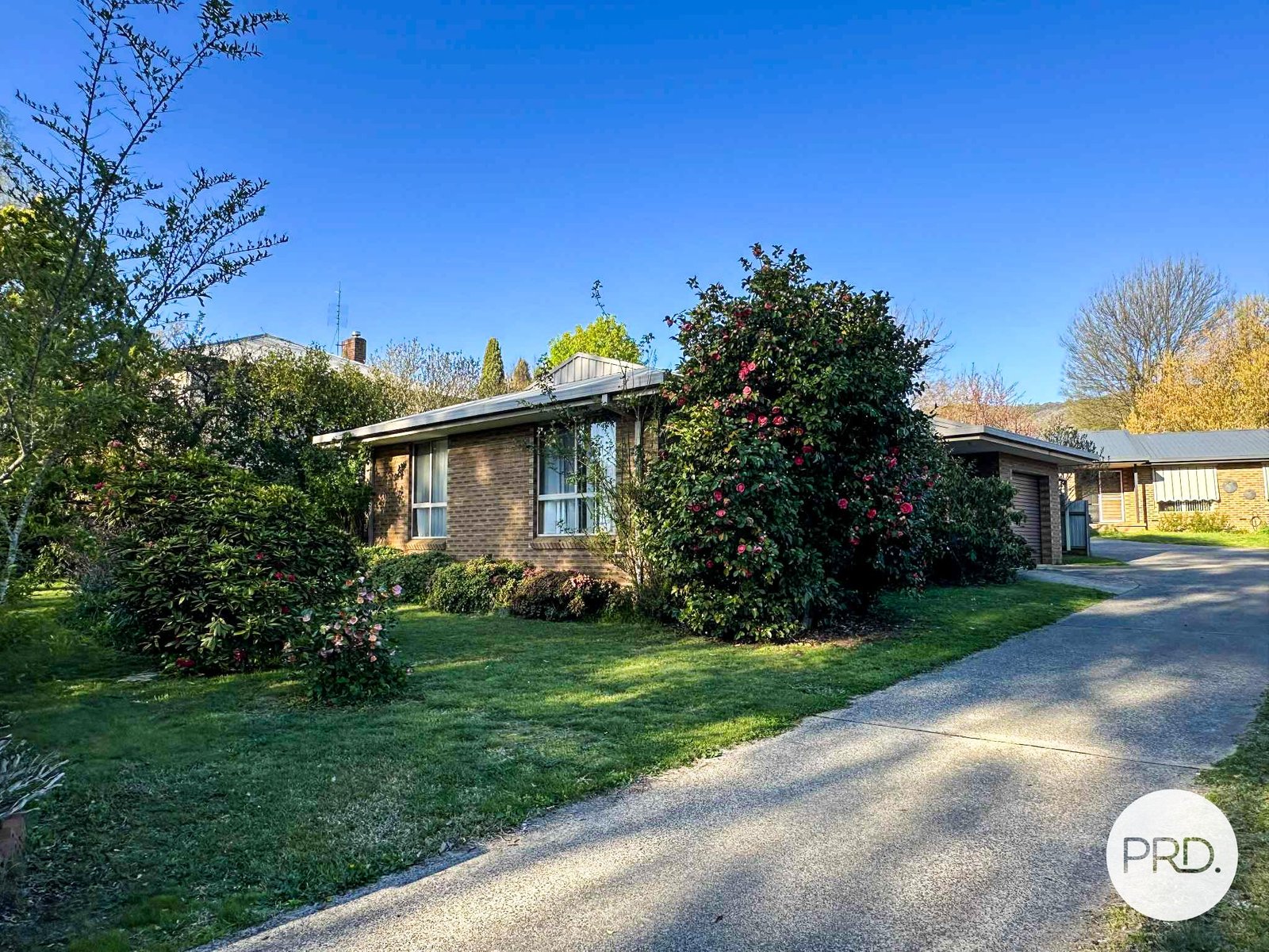 1/30 Winton Street TUMBARUMBA 2