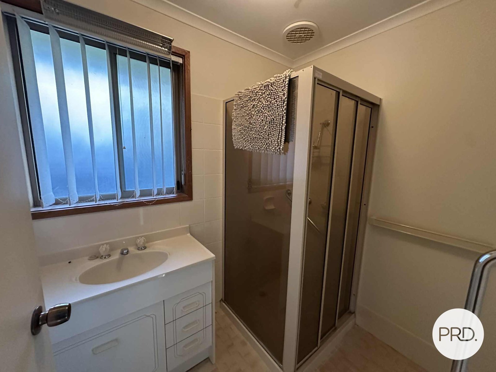 1/30 Winton Street TUMBARUMBA 7