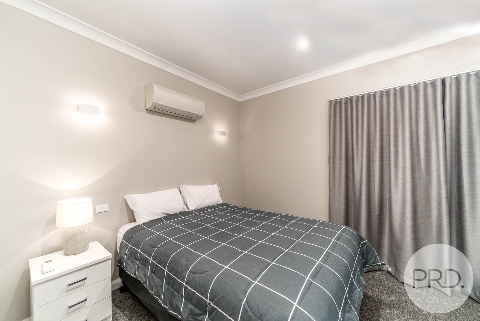 1/300 Edward Street WAGGA WAGGA 5