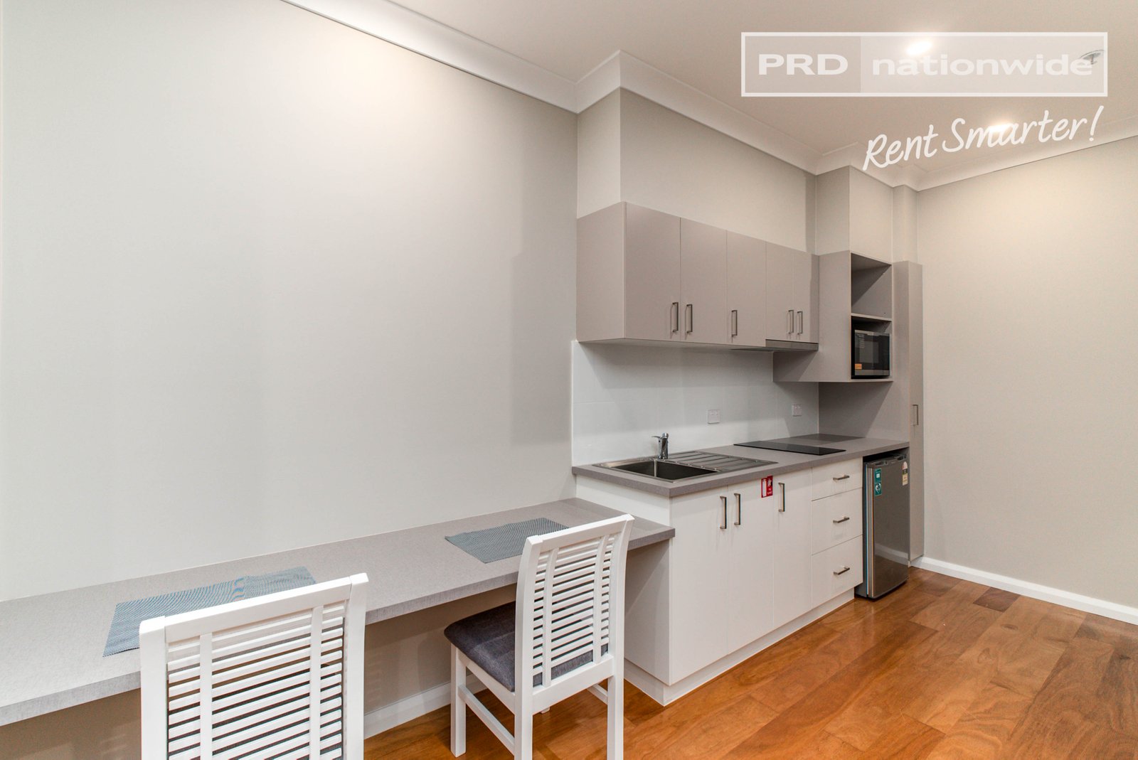 1/300 Edward Street WAGGA WAGGA 4