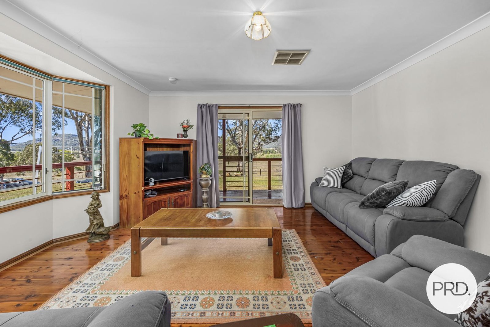 1300 Yarrawa Road DENMAN 9