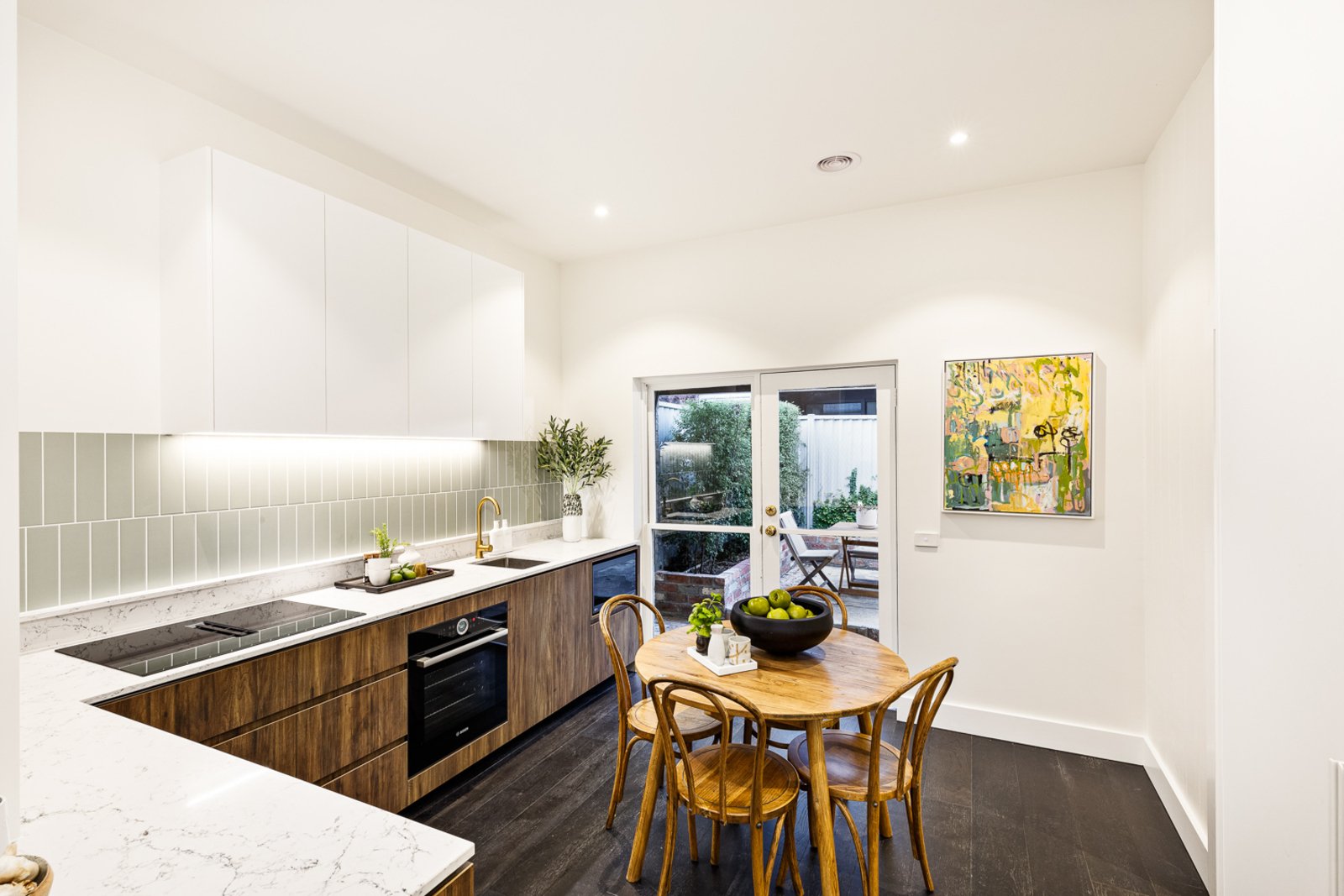 Gallery: 1/302 Errard Street