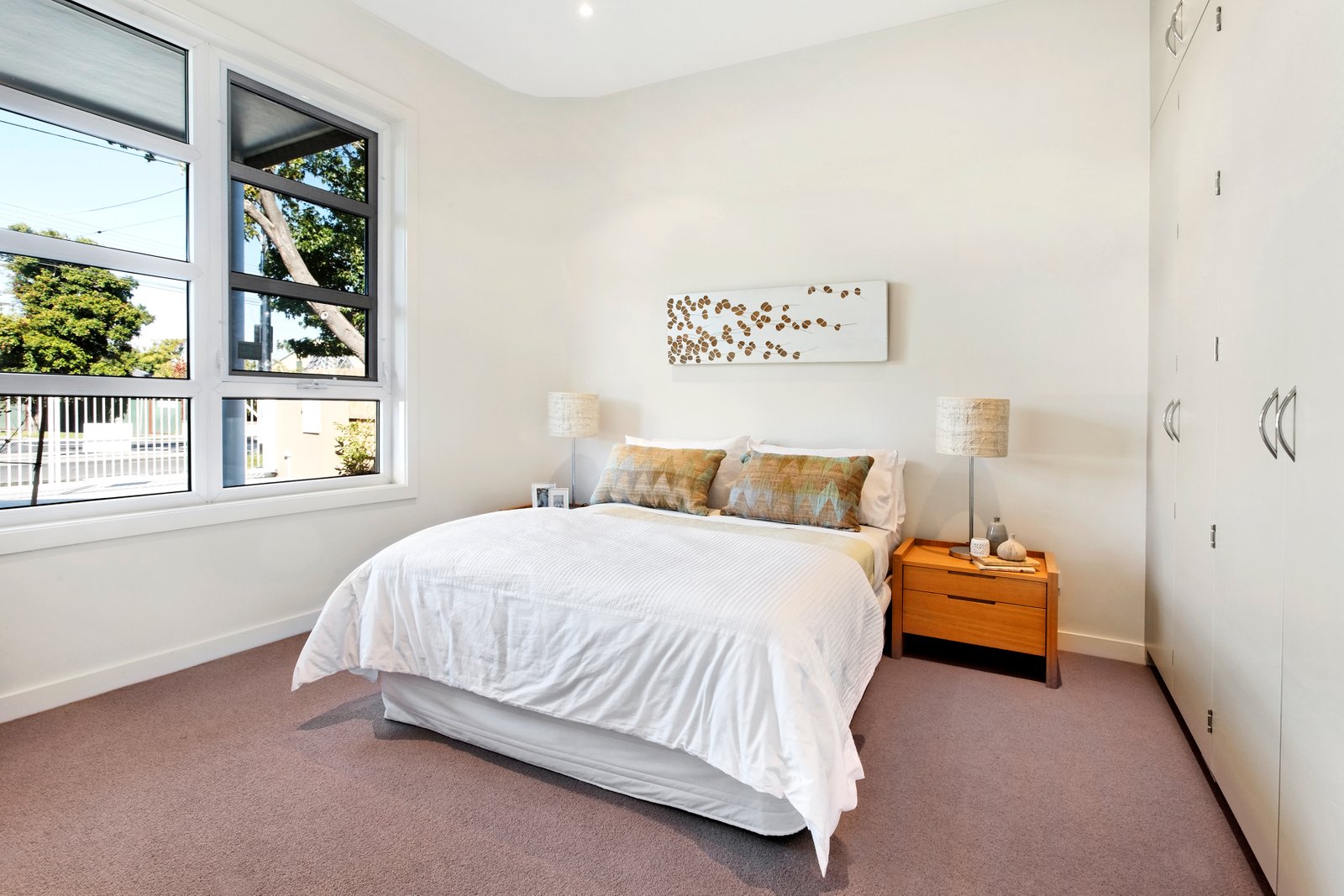 Real Estate and Property in 1/302 Hawthorn Road, Caulfield, VIC