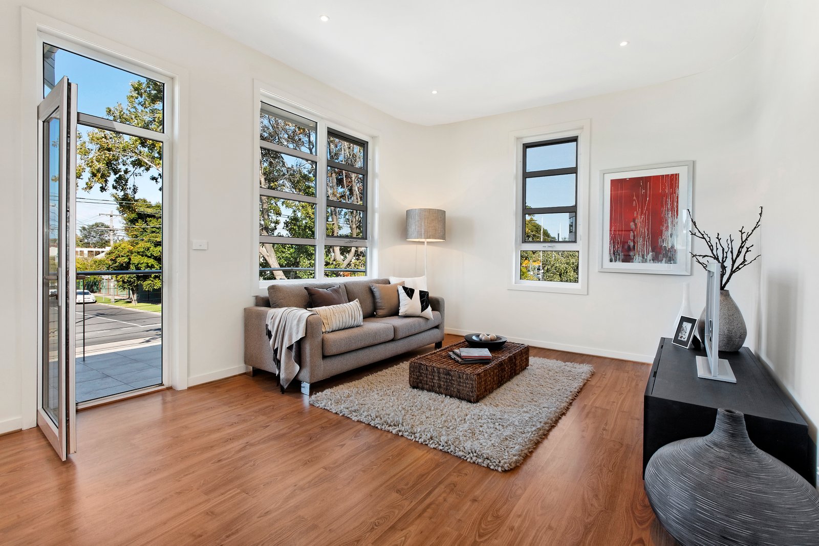 Real Estate and Property in 1/302 Hawthorn Road, Caulfield, VIC