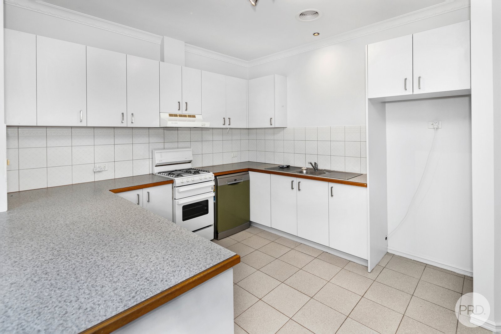 1/302 Latrobe Street REDAN 2