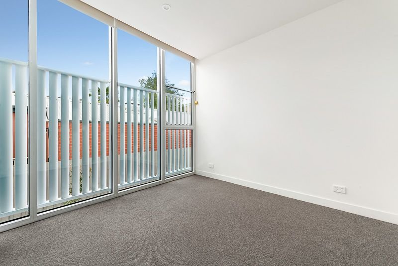Gallery: 130/209 Bay Street