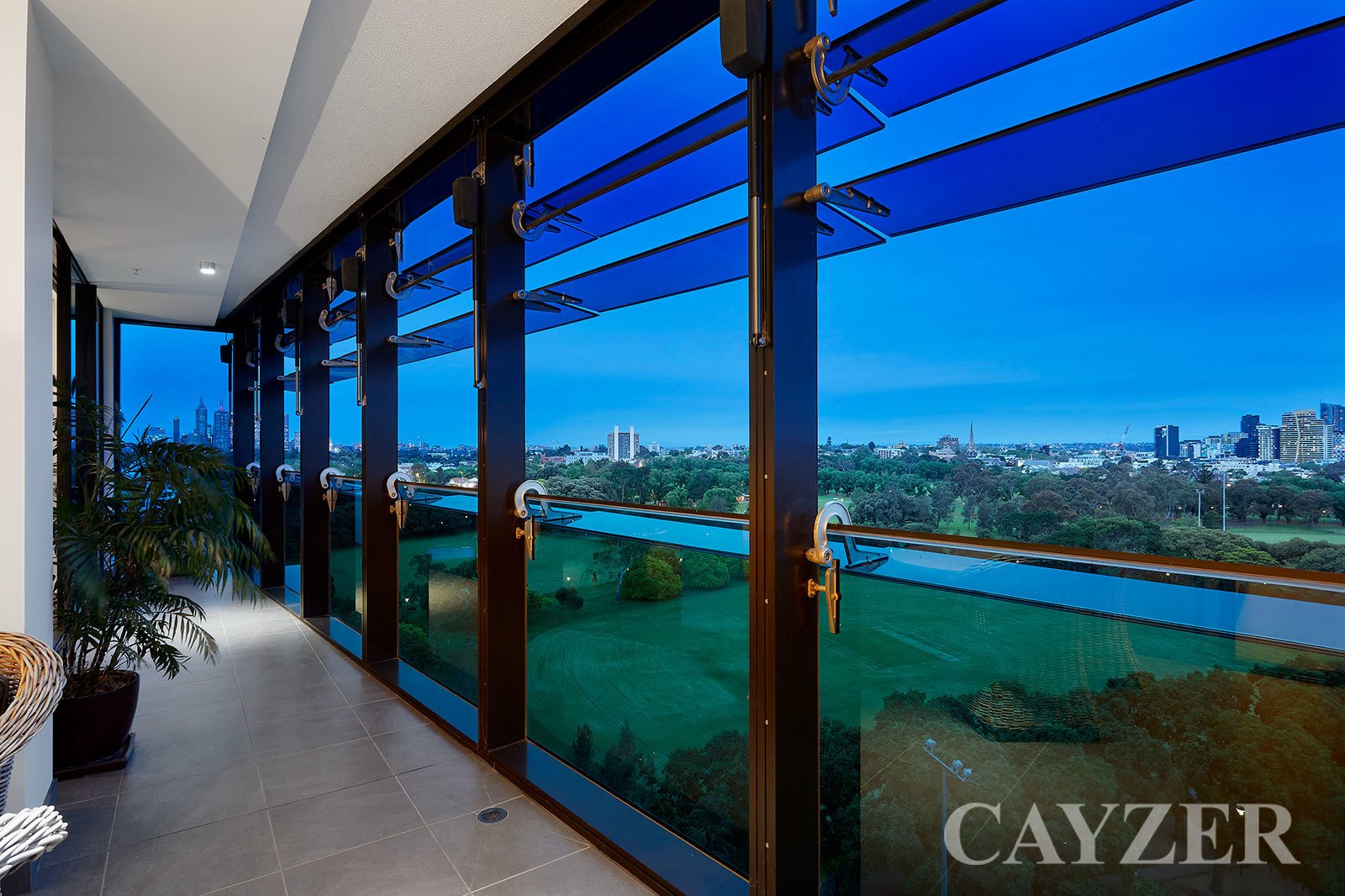 Gallery: 1302/505 St.kilda Road