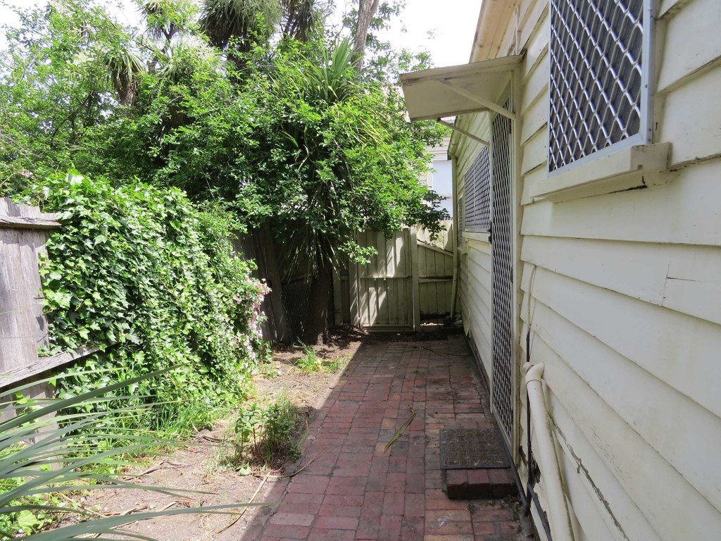 1303 Mair Street BALLARAT CENTRAL 4