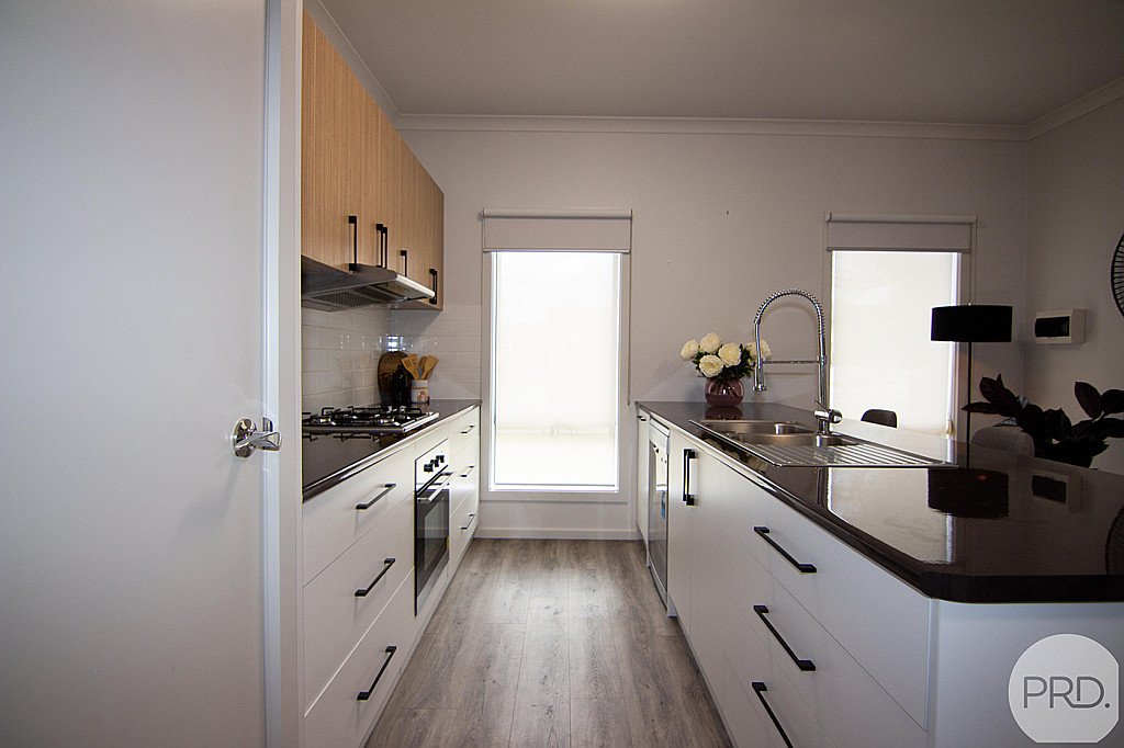 1/303 Warrenheip Street BUNINYONG 5