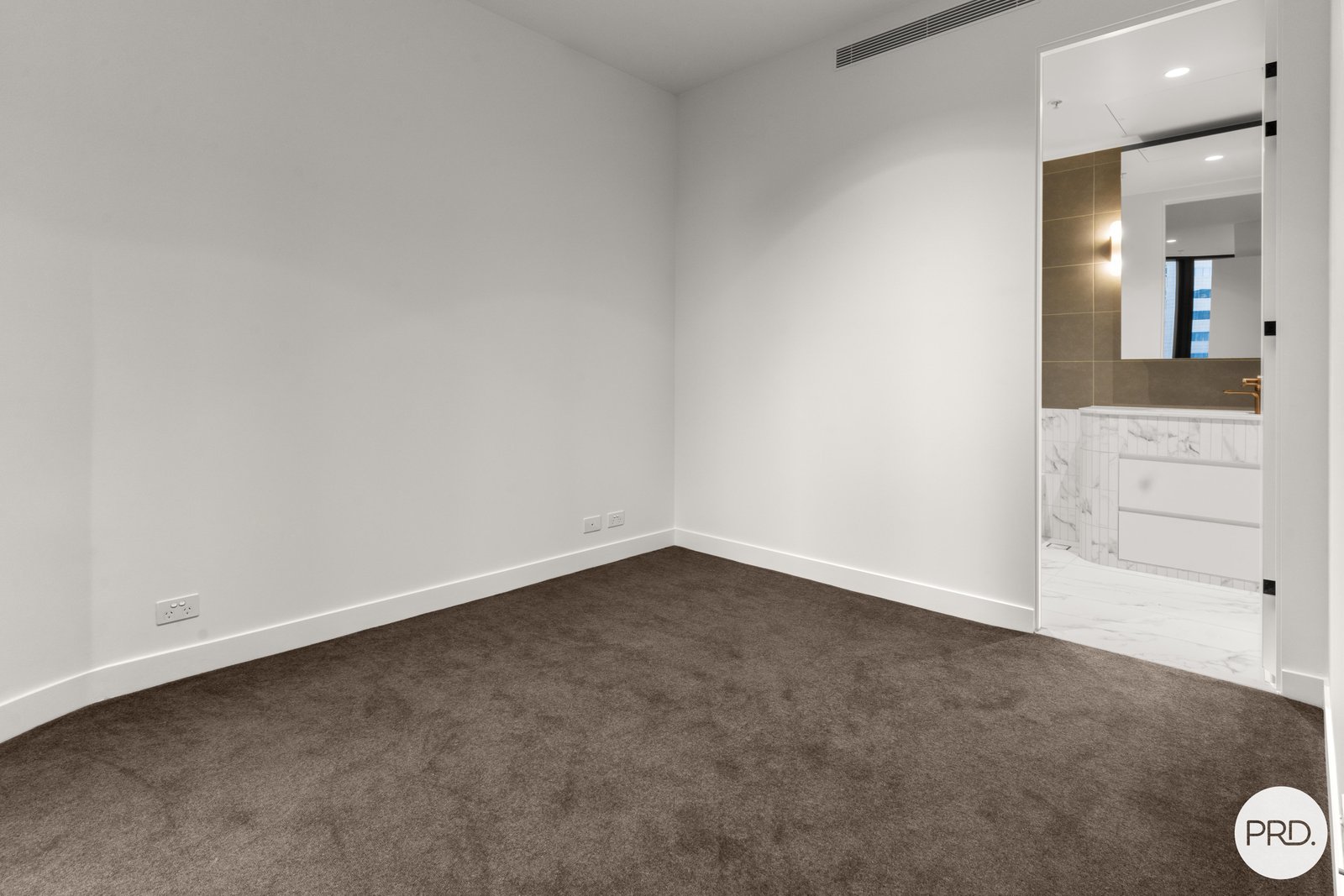 1304/63 La Trobe Street MELBOURNE 9