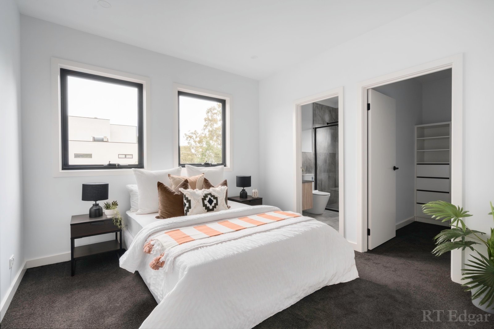 Real Estate and Property in 1/305 Bell Street, Bellfield, VIC