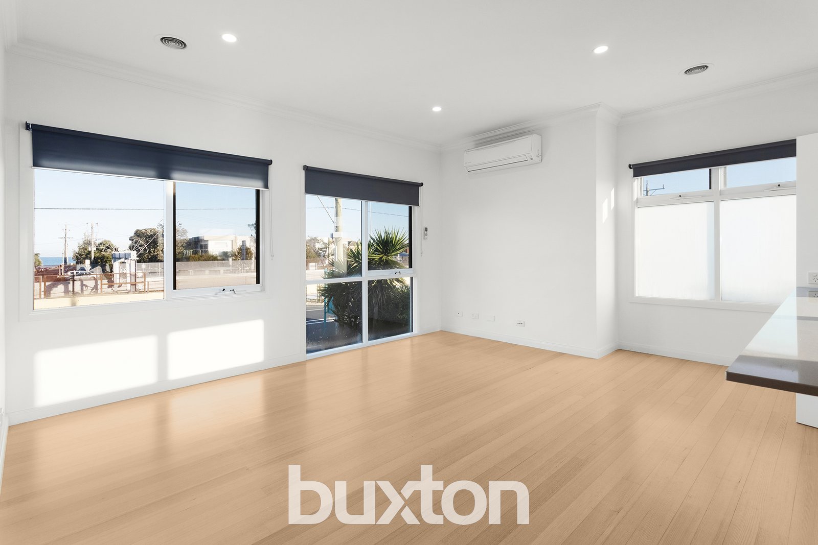 Gallery: 1/305 Station Street