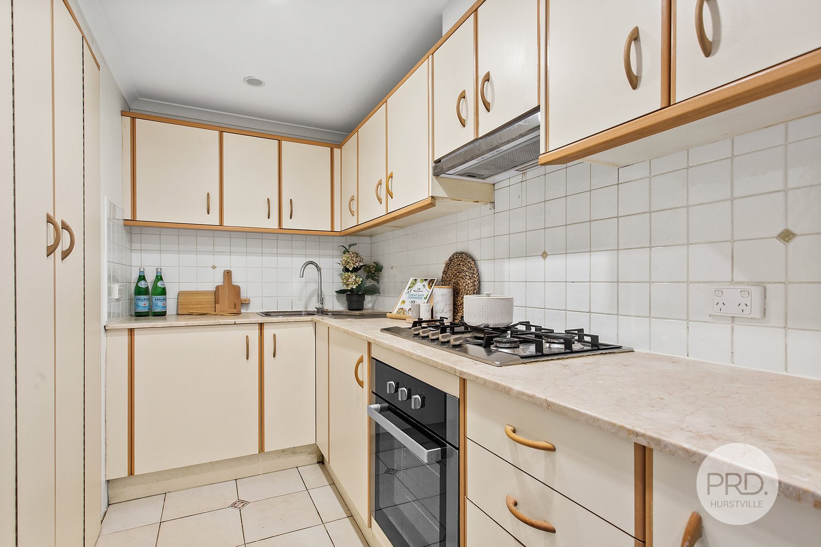 1305 T1/600 Railway Parade HURSTVILLE 5