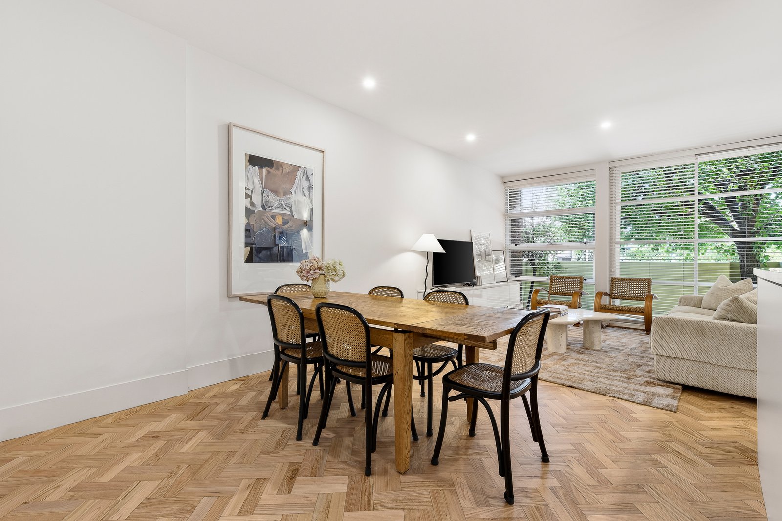 Gallery: 1/307 New Street