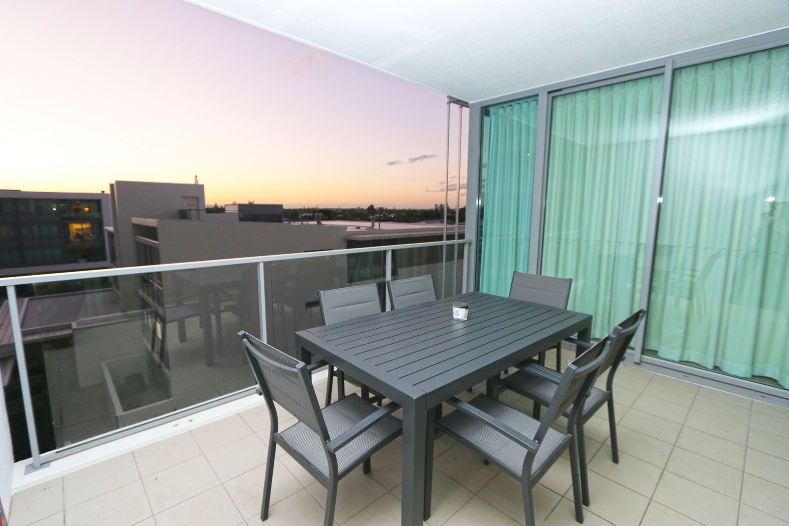 1307/33 T E Peters Drive BROADBEACH WATERS 1