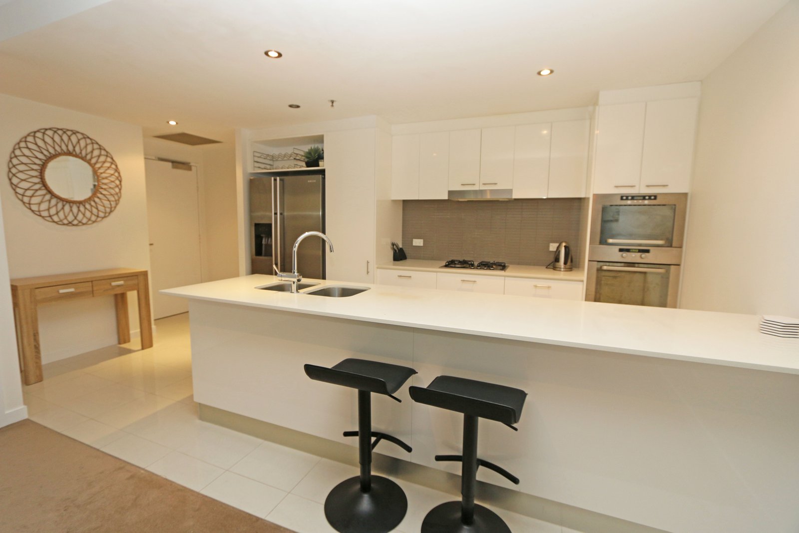 1307/33 T E Peters Drive BROADBEACH WATERS 4