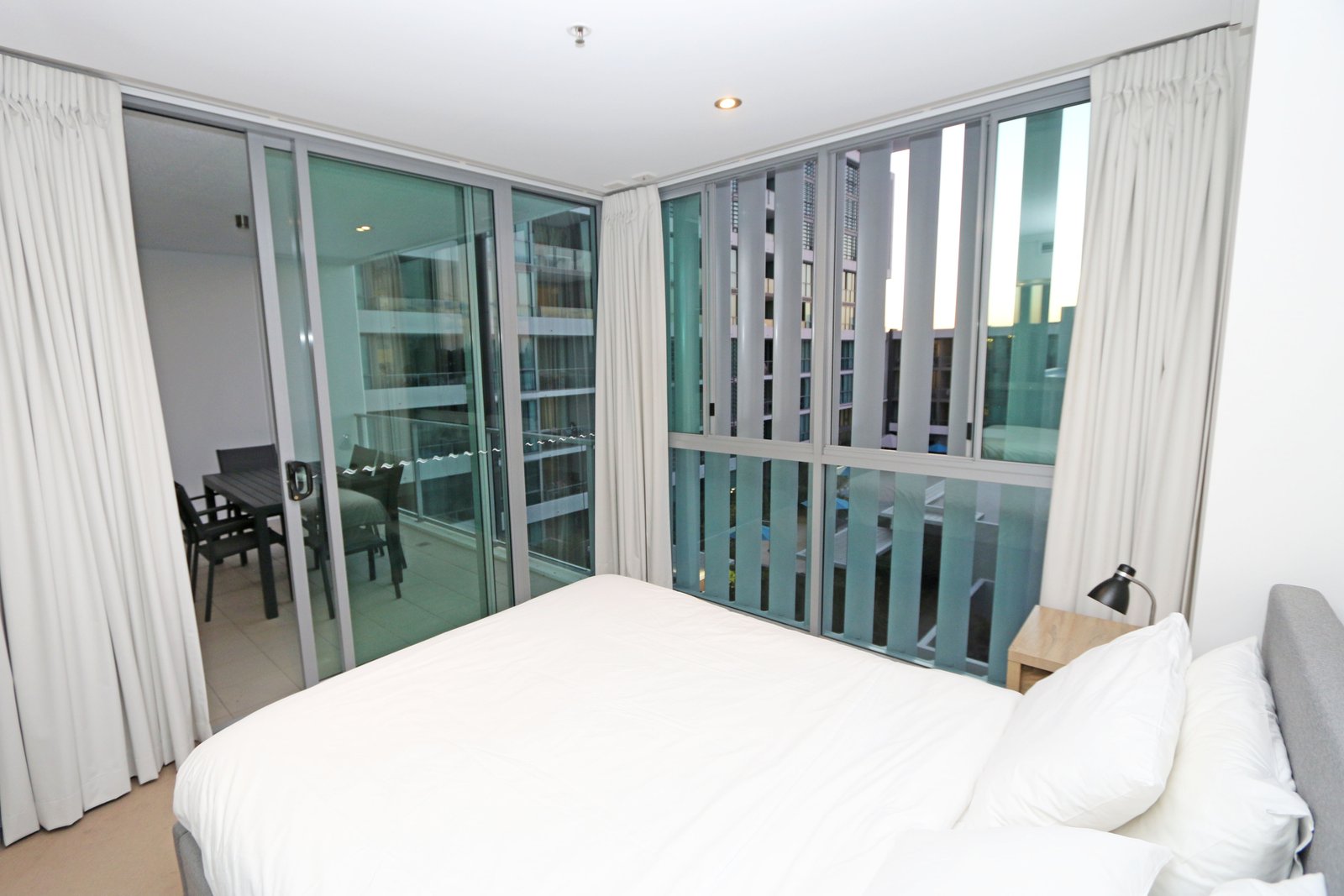 1307/33 T E Peters Drive BROADBEACH WATERS 9