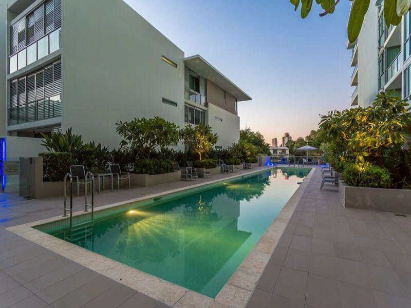 1307/33 T E Peters Drive BROADBEACH WATERS 13