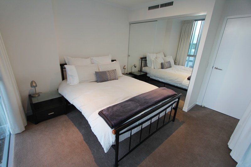 1307/33 T E Peters Drive BROADBEACH WATERS 7