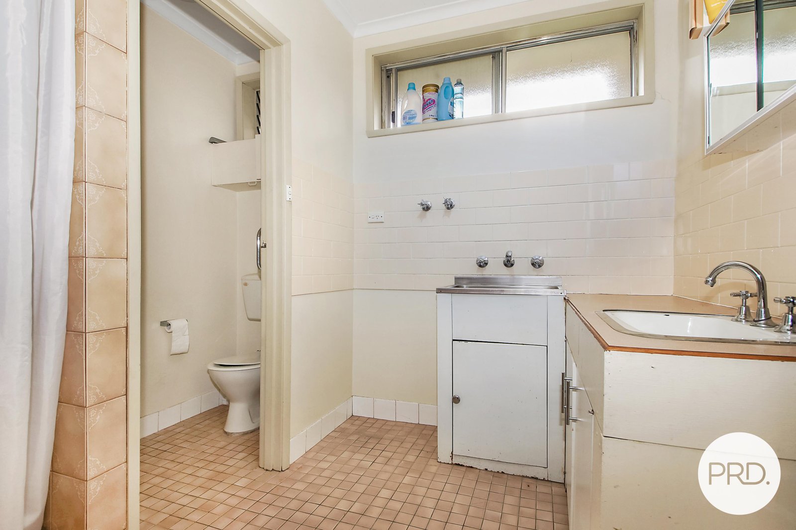 1/309-311 Moore Street LAVINGTON 7