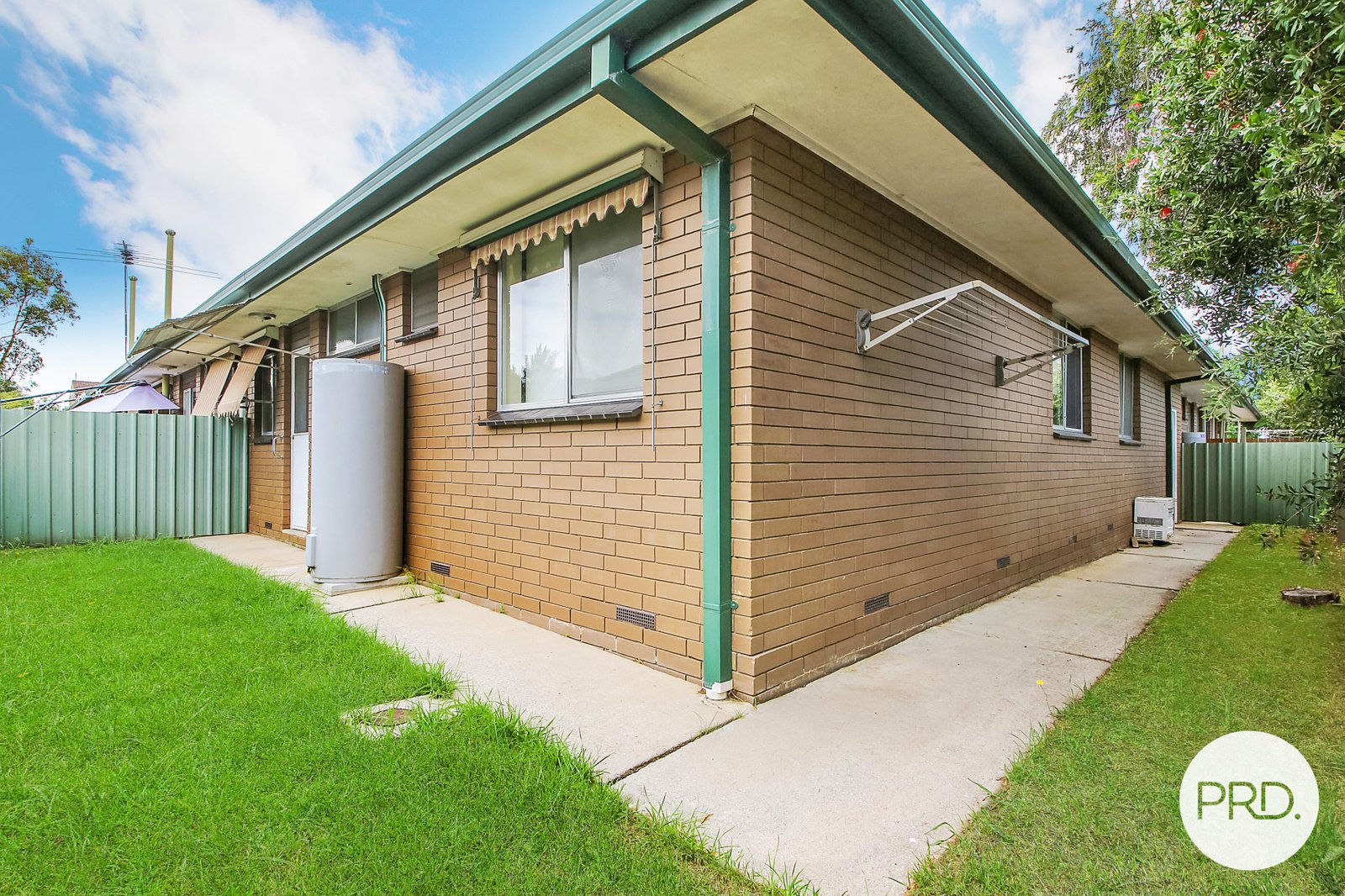1/309-311 Moore Street LAVINGTON 8