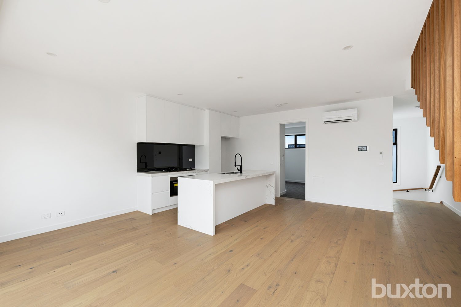 Gallery: 1/30B Charming Street