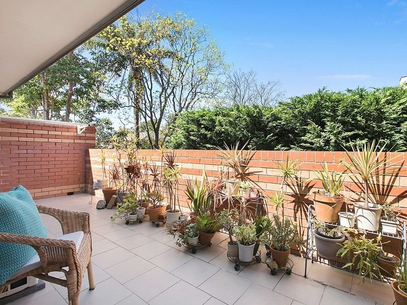 13/1-3 New Orleans Cres  MAROUBRA 2