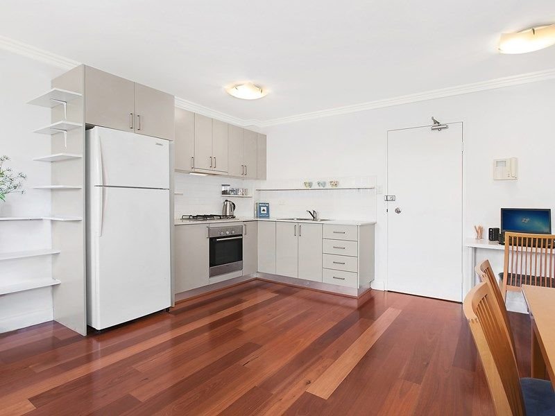13/1-3 New Orleans Cres  MAROUBRA 3
