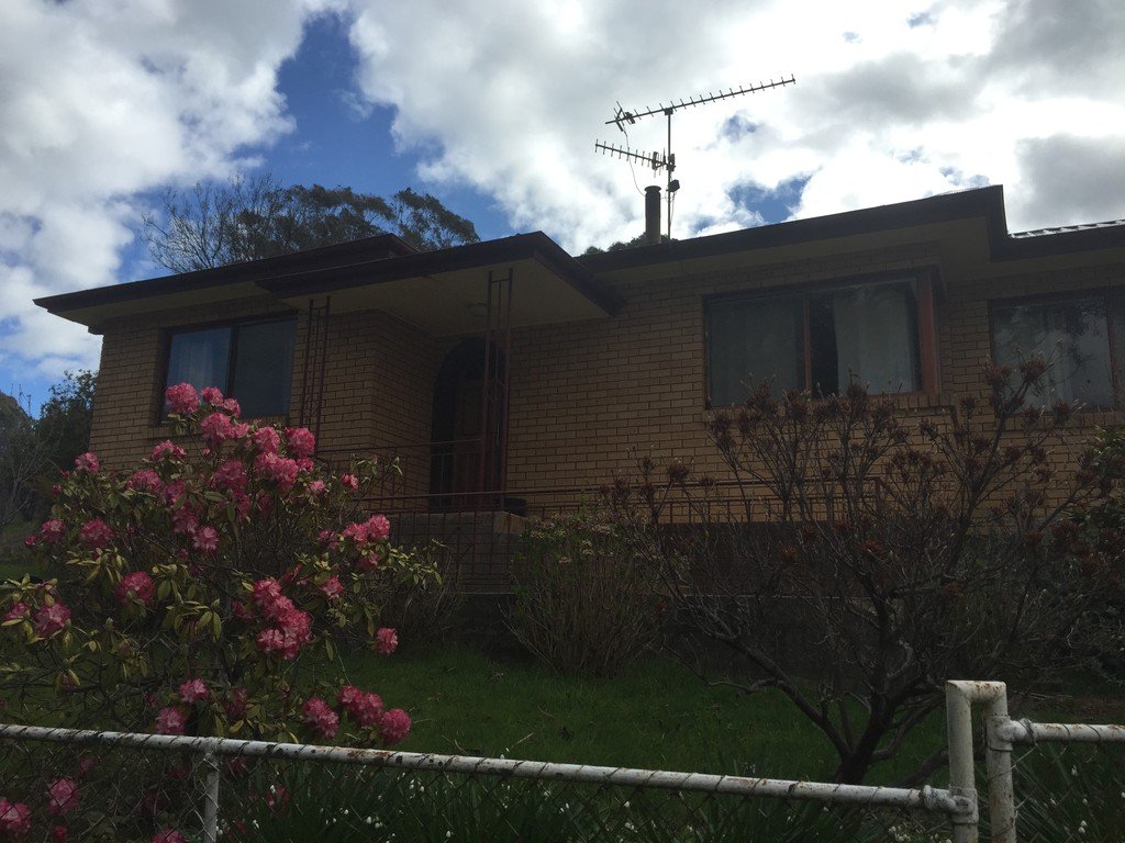 131 Batlow Rd  TUMBARUMBA 1