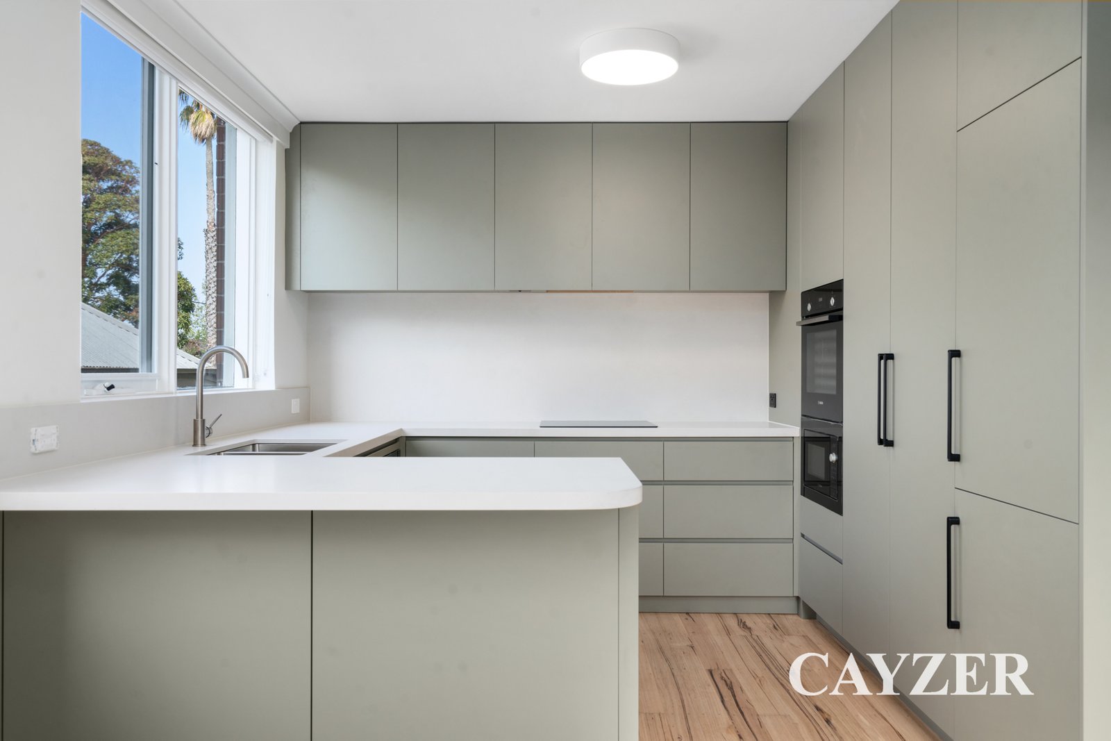 Gallery: 1/31 Beach Avenue