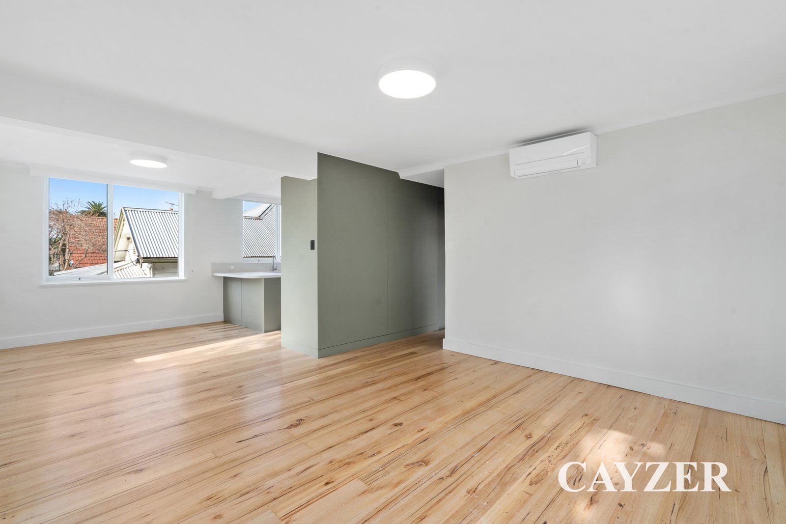 Gallery: 1/31 Beach Avenue