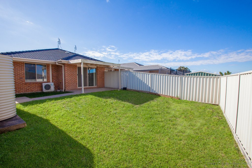 1/31 Broomfield Crescent SINGLETON 13