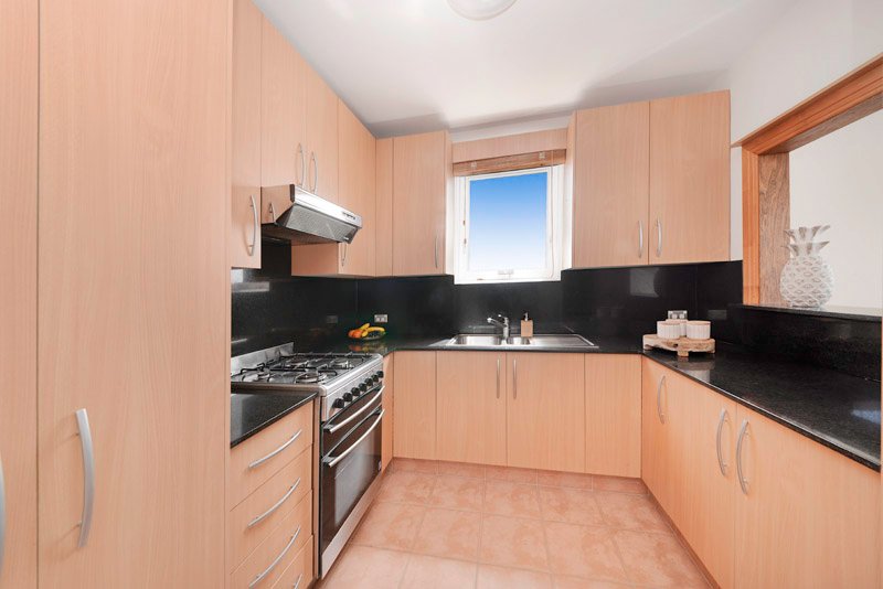 13/1 Brown Road MAROUBRA 4