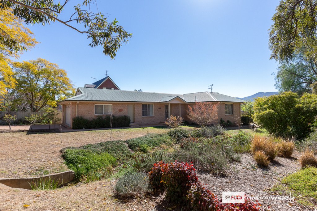 131 Calala Lane TAMWORTH 1