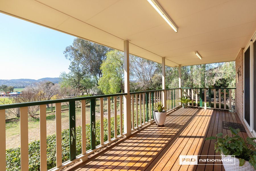 131 Calala Lane TAMWORTH 6